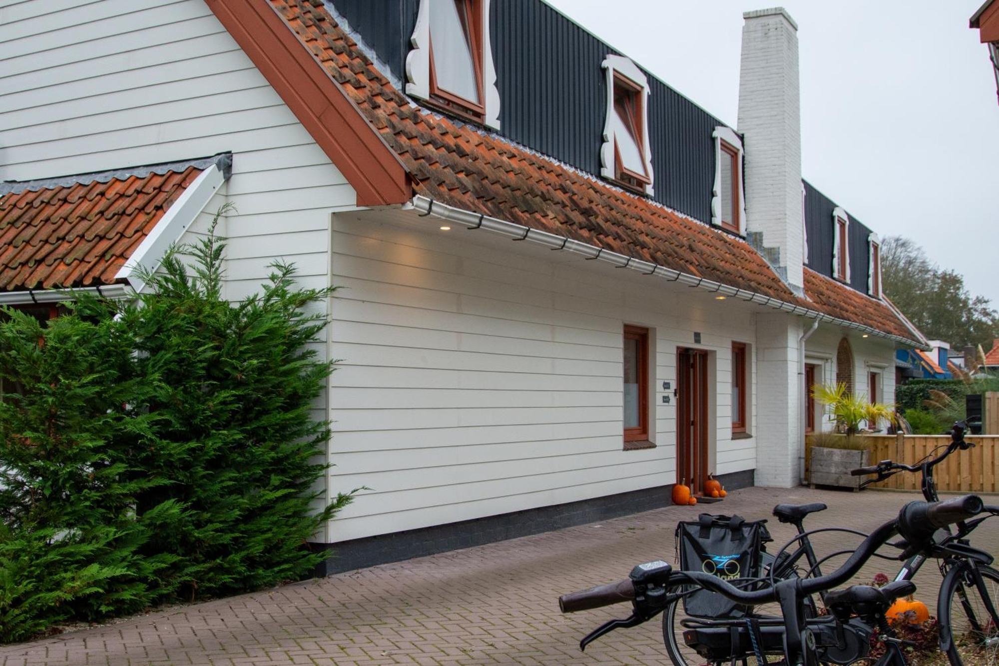 Strandhotel De Logerij Renesse Exteriör bild