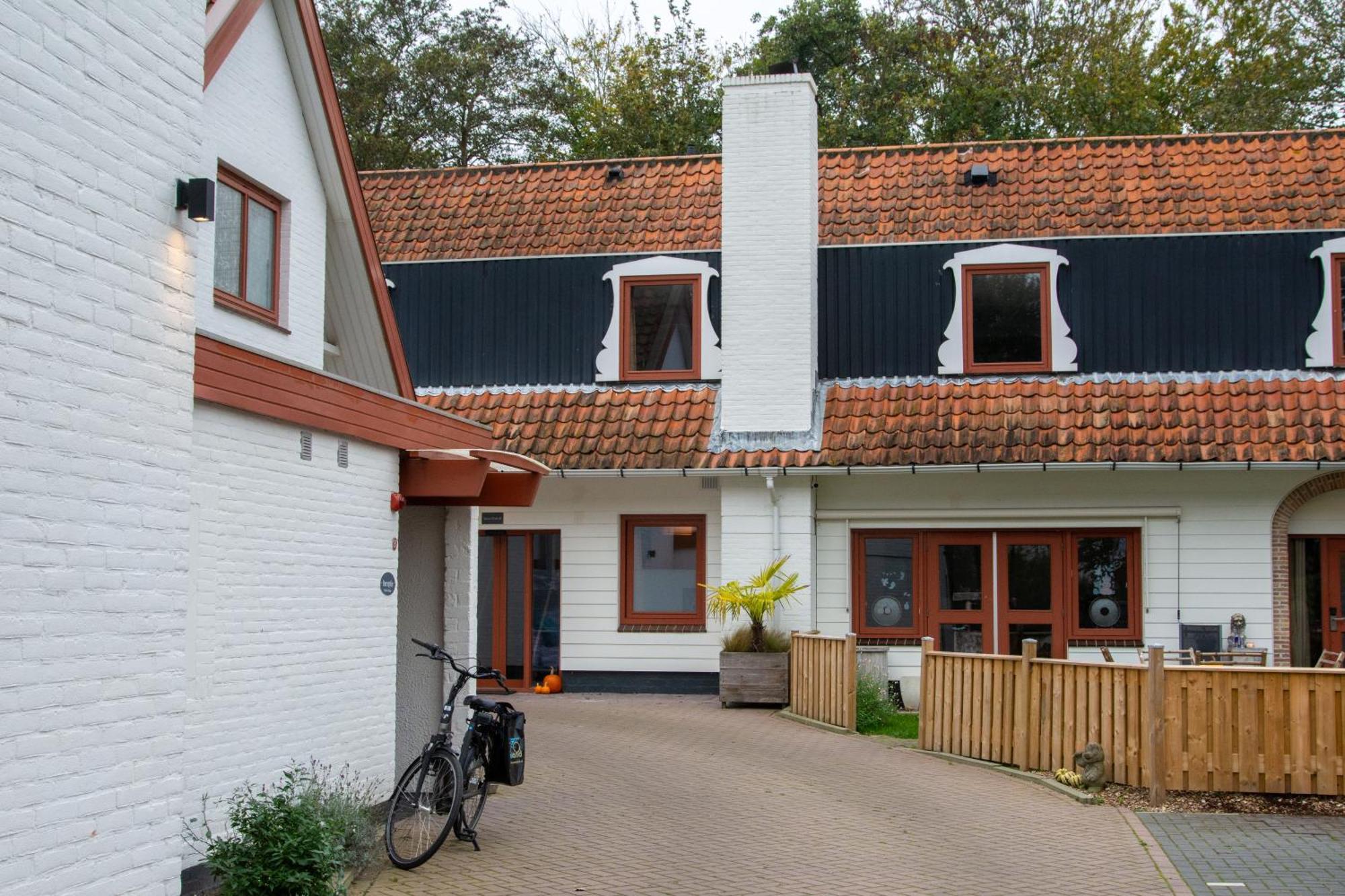 Strandhotel De Logerij Renesse Exteriör bild